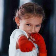 Selbstvertrauen als Schutzschild | Kiel - Selbstverteidigung - Kampfkunst - Kampfsport | für Kinder und Jugendliche